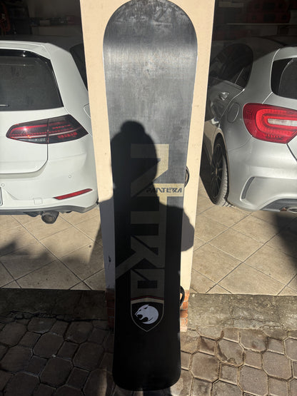Tavola snowboard Nitro Pantera 160cm usata