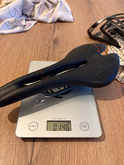 Sella bici da corsa Aspide CFX usata
