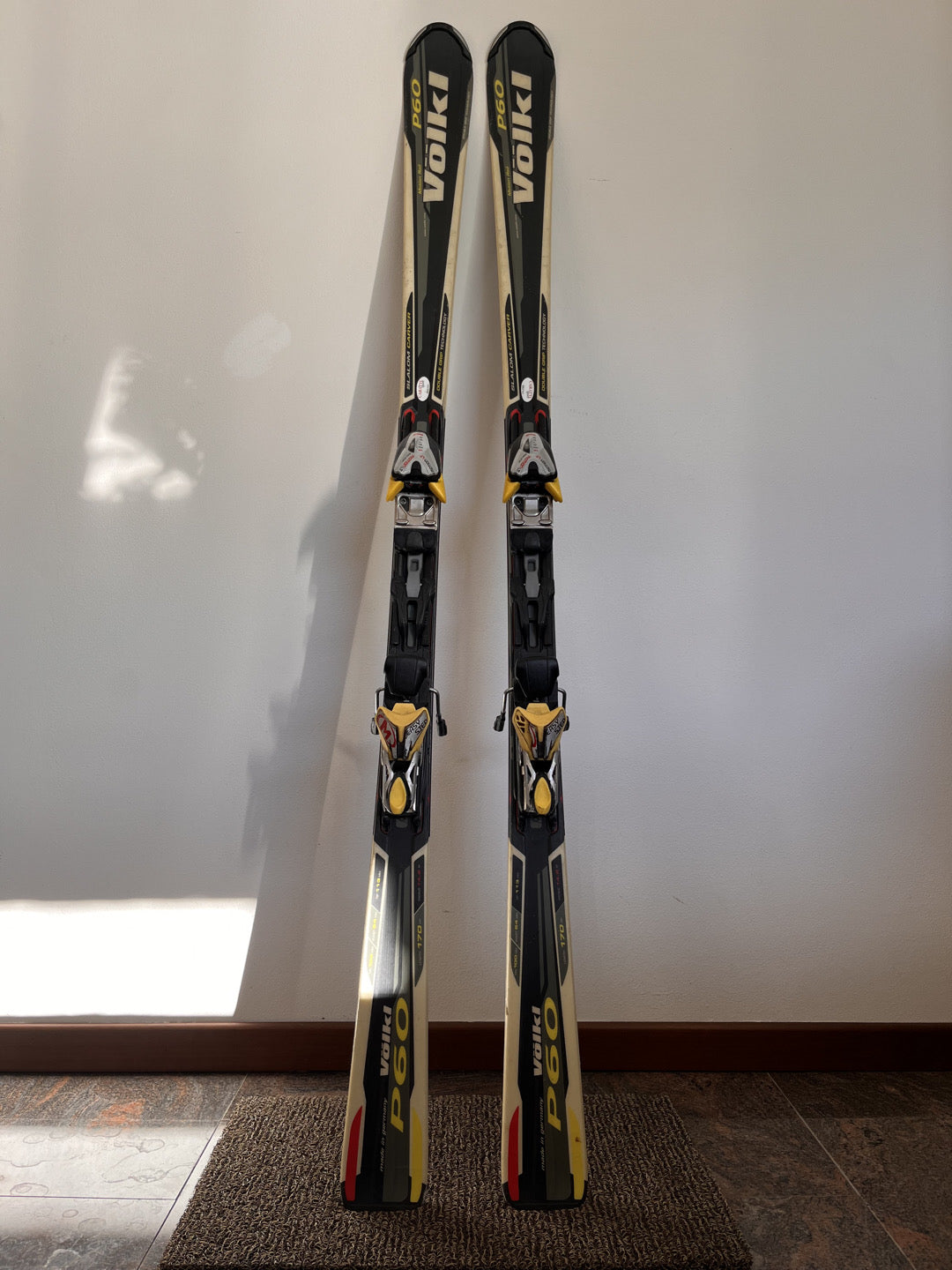 Sci Volkl P60 170cm r14.2 usati