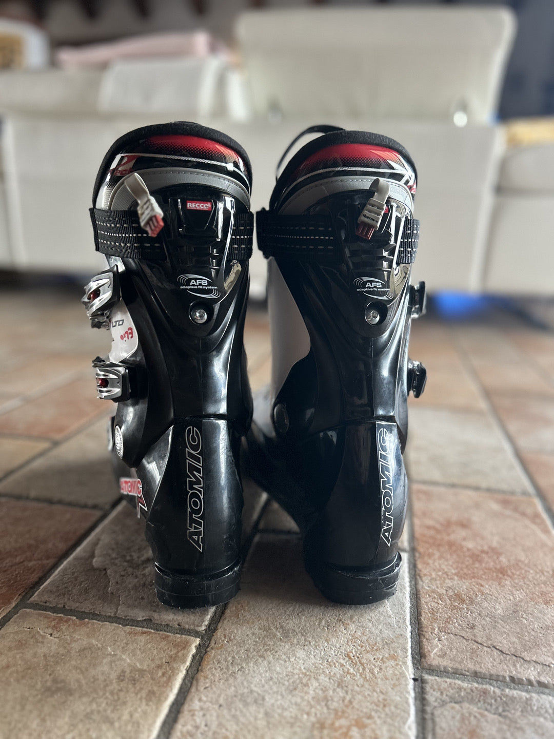 Scarponi Sci Atomic B-Tech – Misura 45/45.5 (29.5) usaot