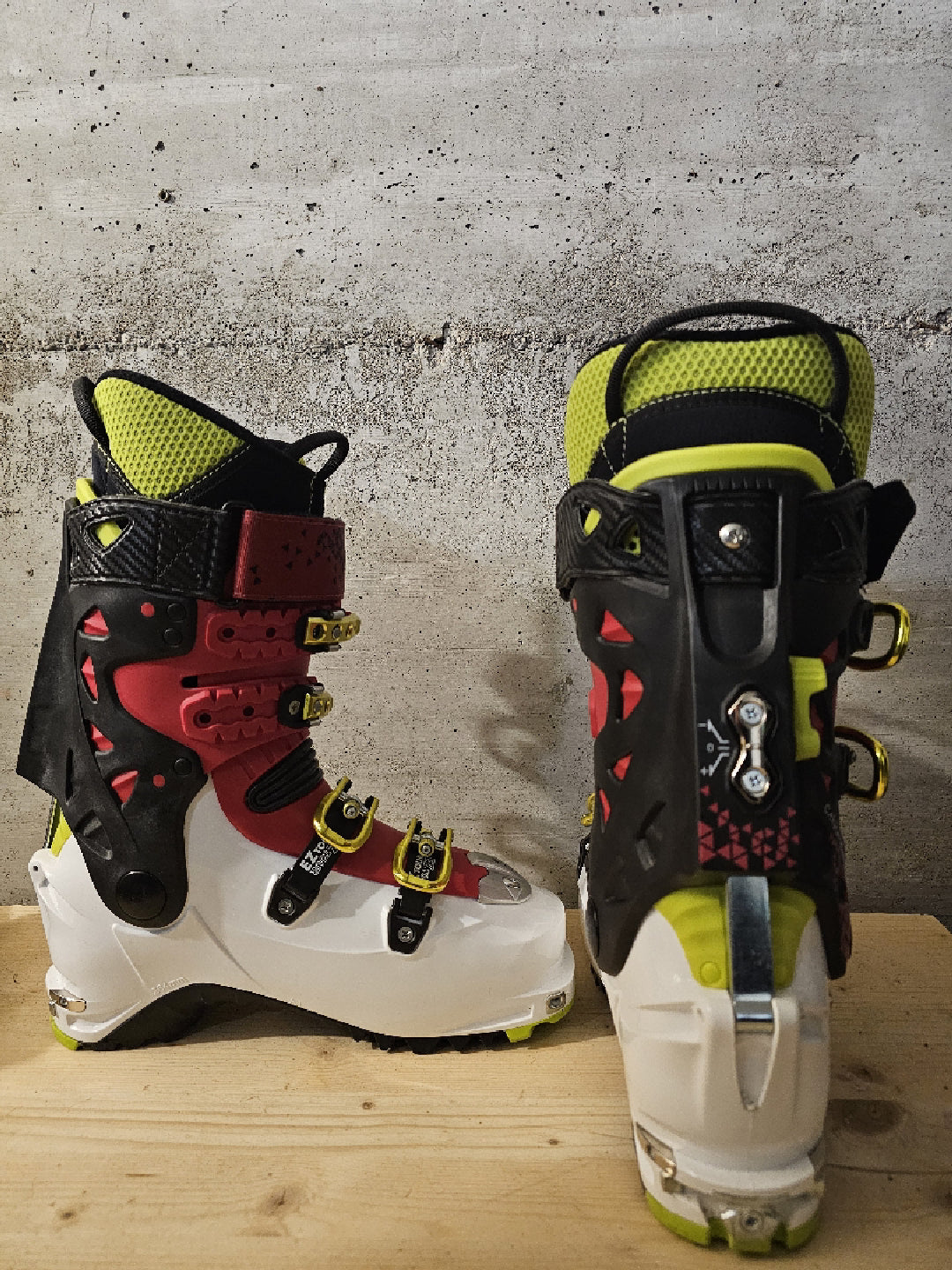 Scarponi Sci Alpinismo La Sportiva Sparkle 2.0 tg. 25 usati