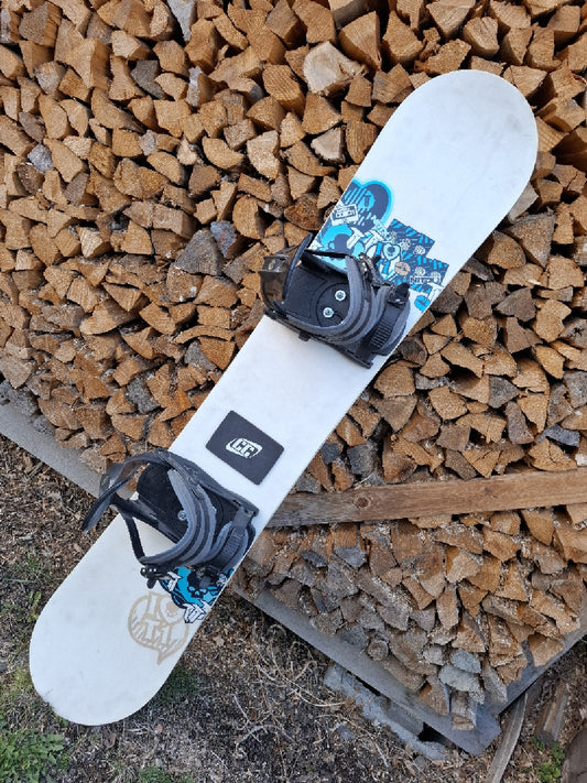 tavola snowboard nitro  145cm Usata