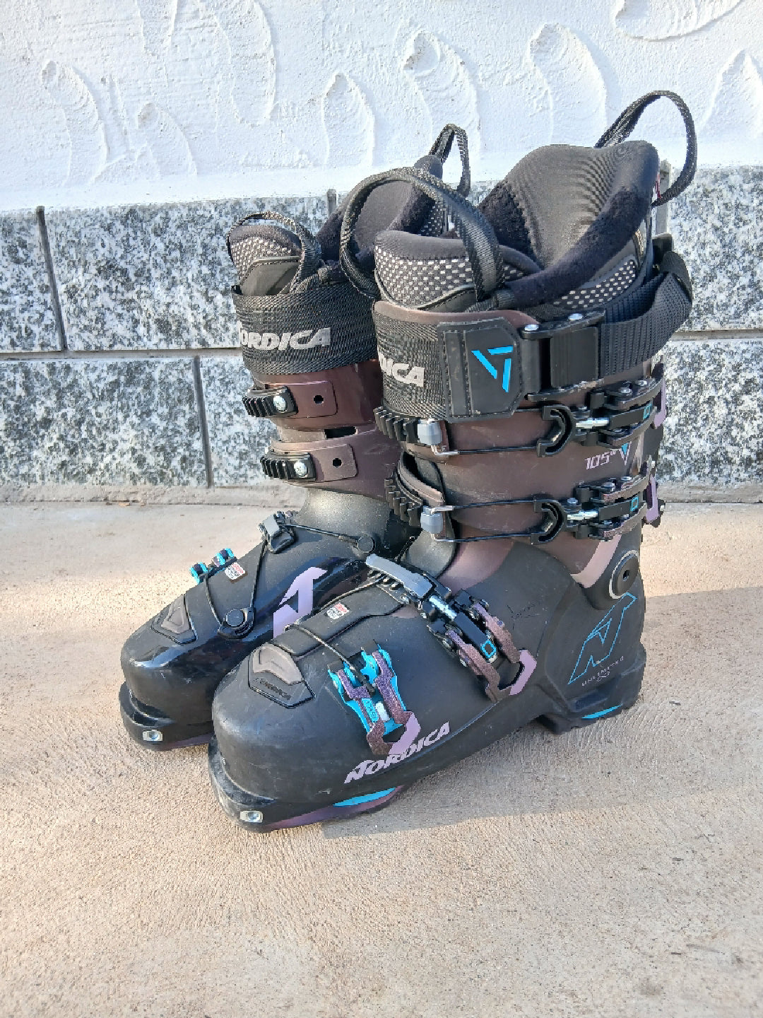 Scarponi sci Nordica Unlimited 105 DYN L99 W tg. 38 24.5cm usati