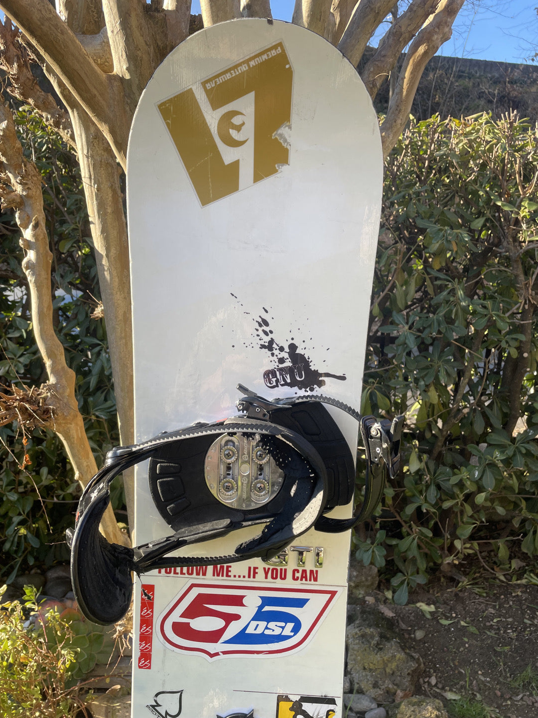 snowboard usato Gnu 159W con attacchi Ride XL