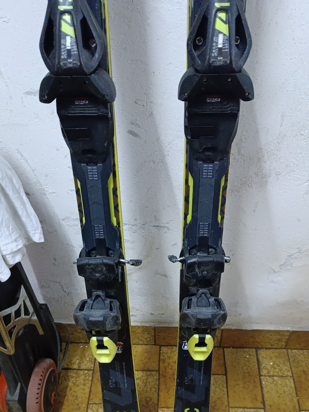 Sci Fischer RC 170 raggio 17,5 usato