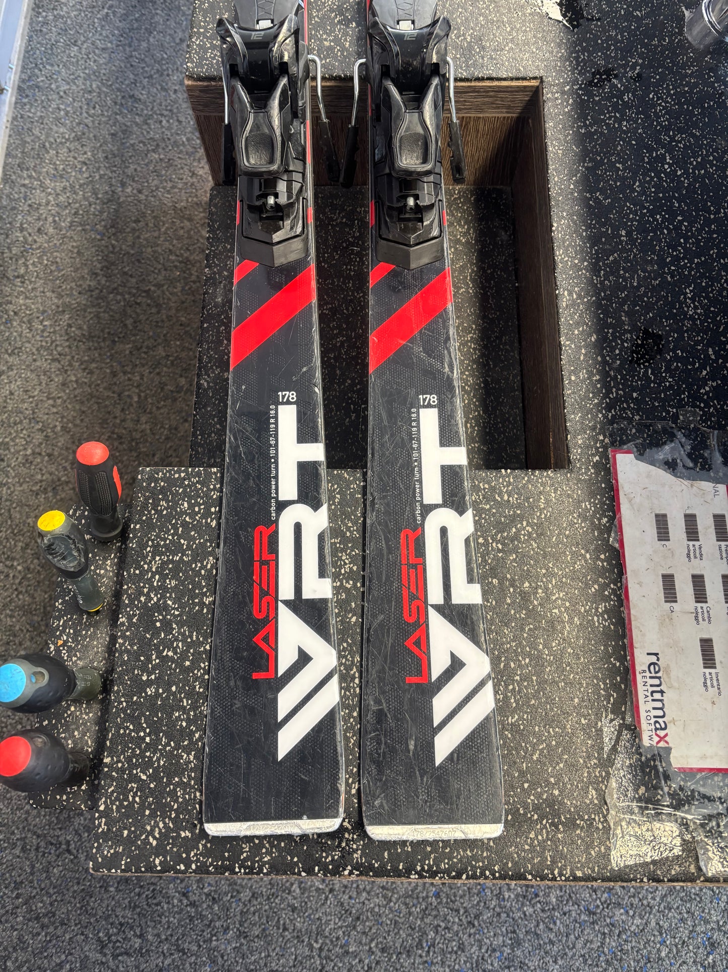 178cm Stockli Laser WRT 2026 + SRT 12 usato ex noleggio