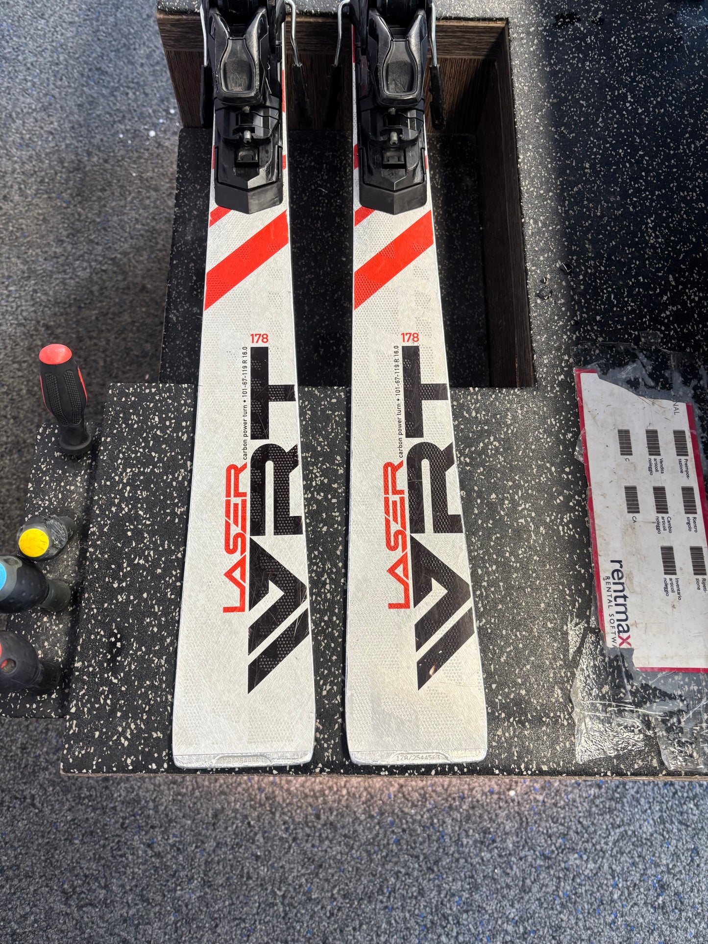 178cm Stockli Laser WRT Pro 2026 + SRT 12 usato ex noleggio