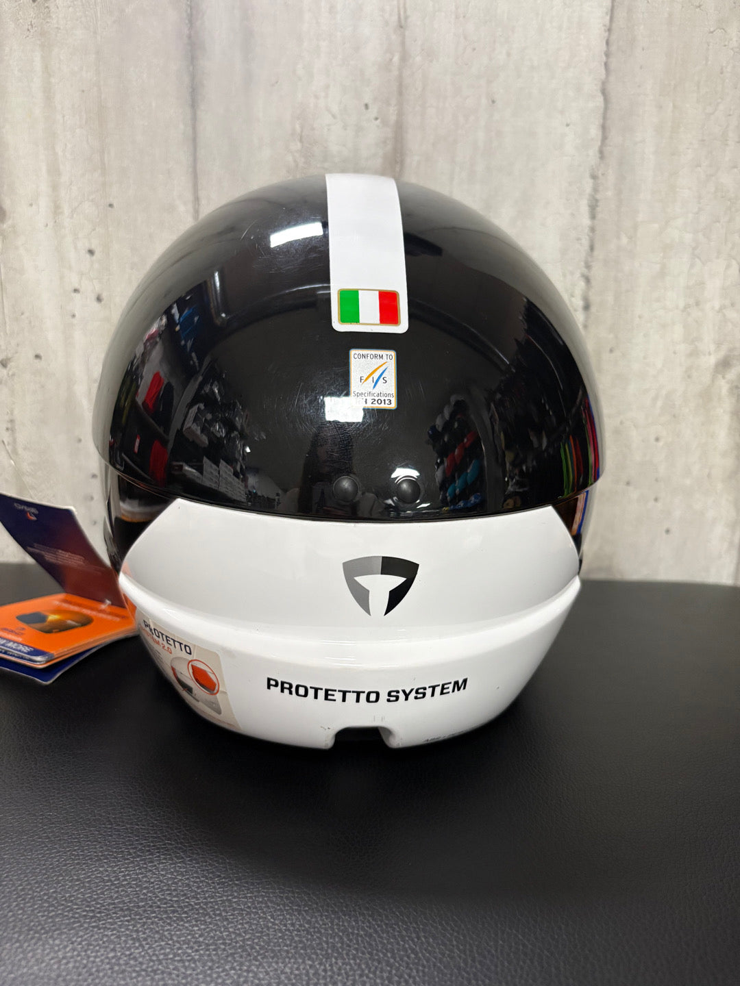 Casco da gara sci Briko Vulcano FIS 6.8 nuovo