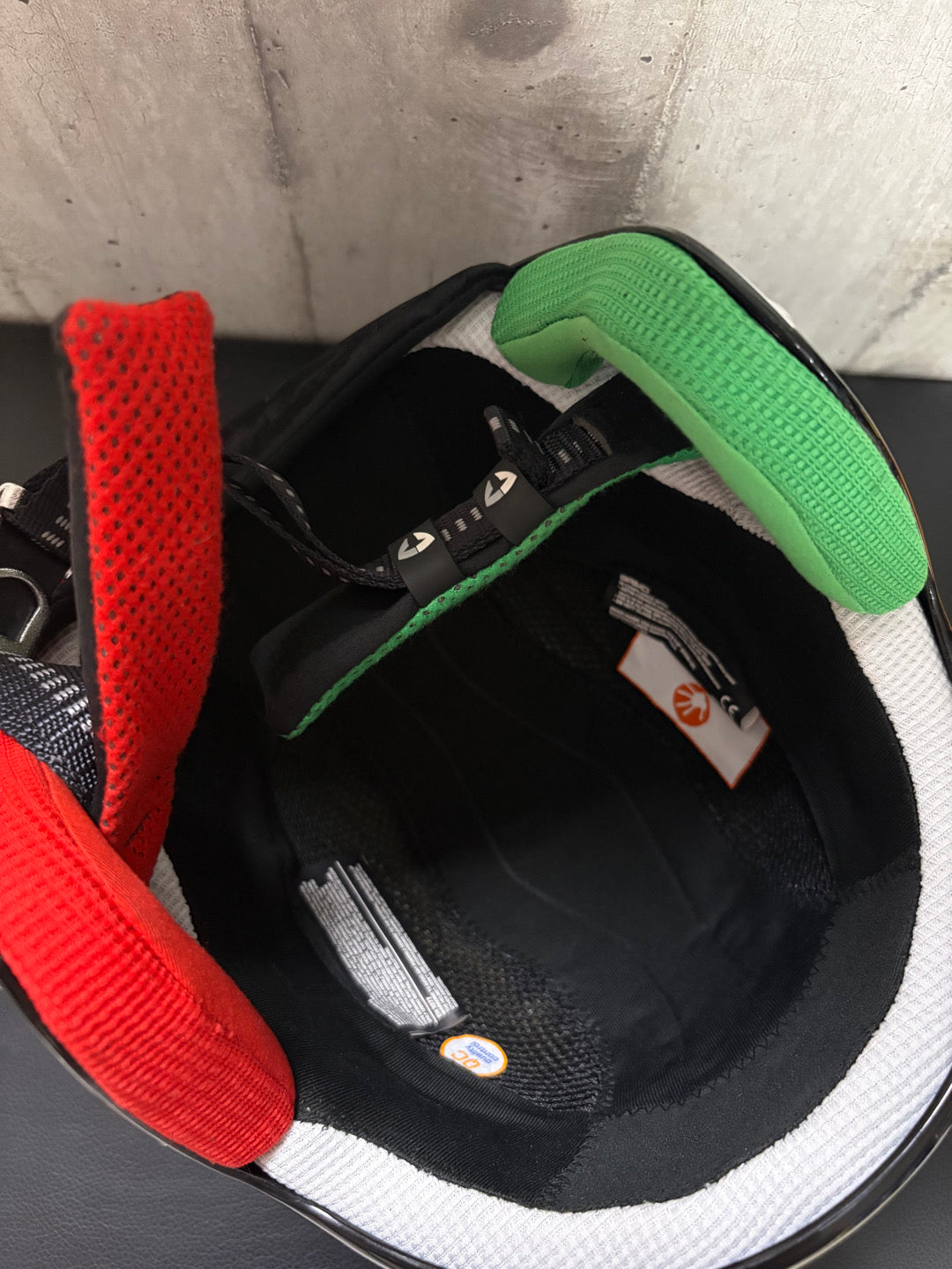 Casco da gara sci Briko Vulcano FIS 6.8 nuovo