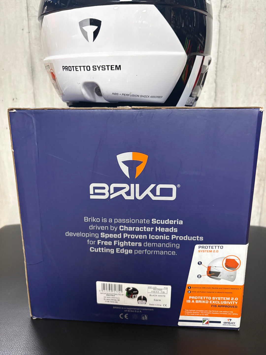 Casco da gara sci Briko Vulcano FIS 6.8 nuovo