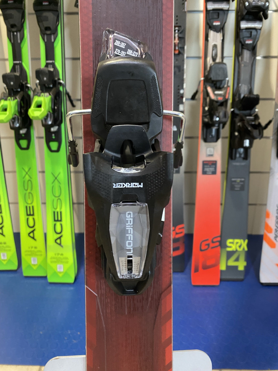 sci Volkl mantra M6 177 con griffon 13 marker Nuovo