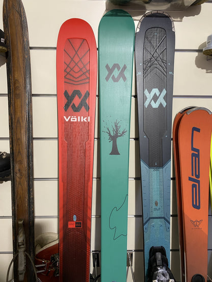 Sci Volkl Mantra M6 177cm + marker jester pro nuovi