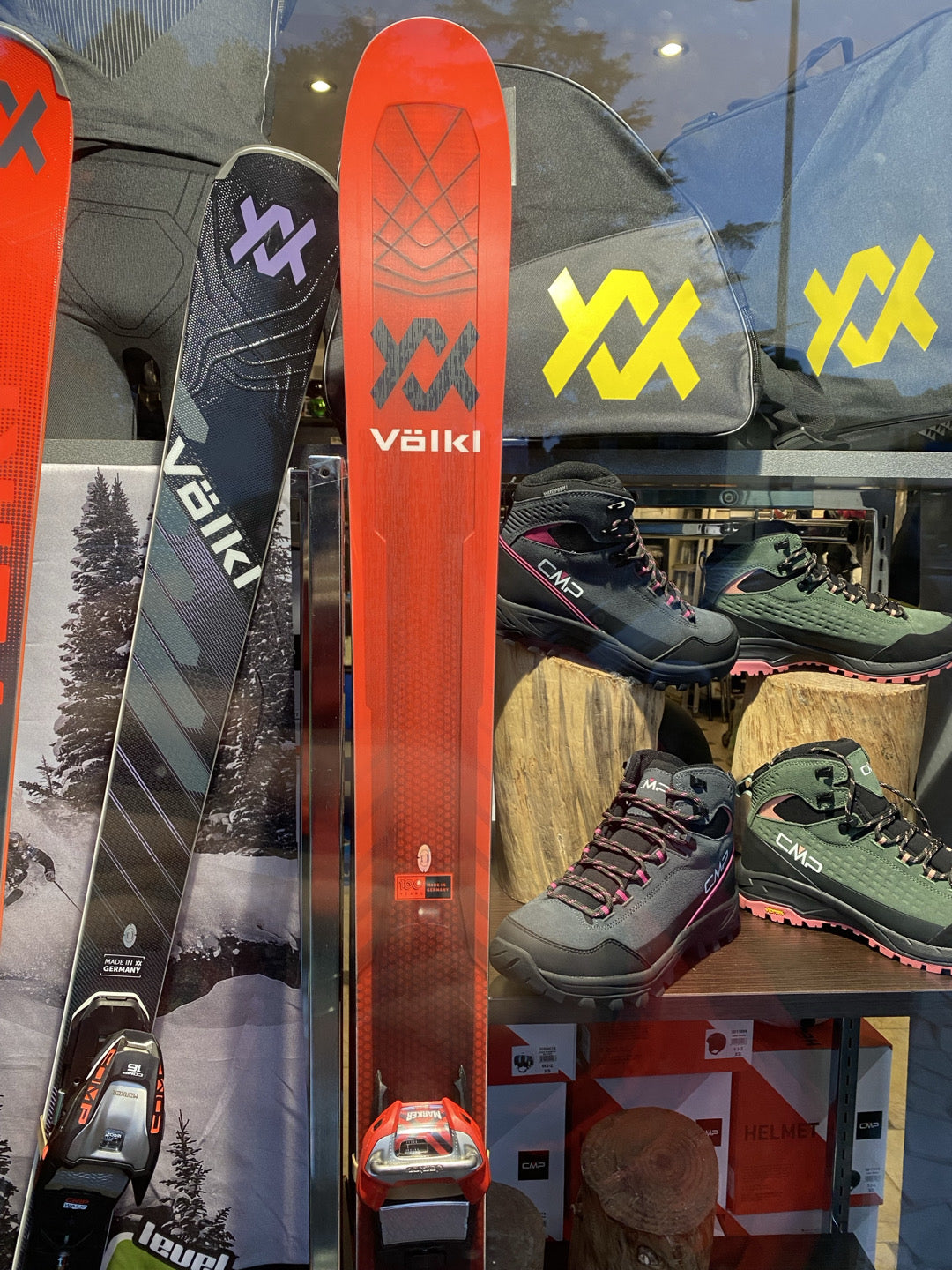 Sci Volkl Mantra M6 177cm + marker jester pro nuovi