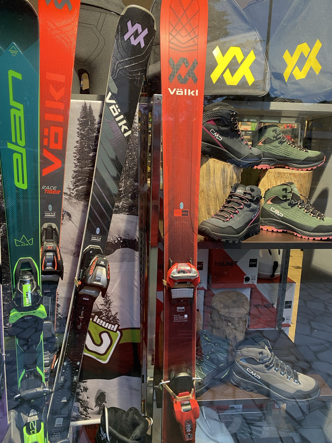 Sci Volkl Mantra M6 177cm + marker jester pro nuovi