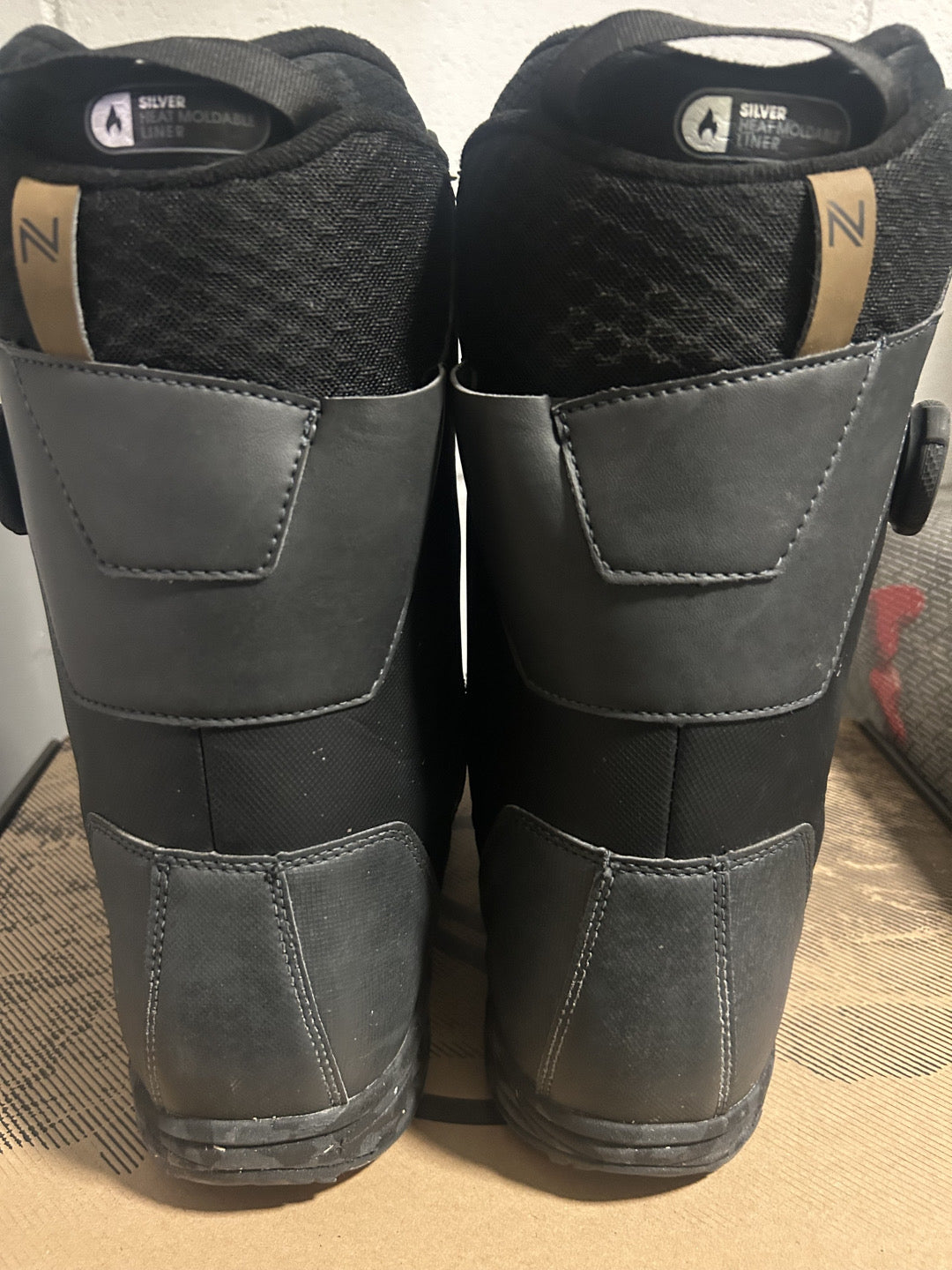 scarponi Poris snowboard 44  usati