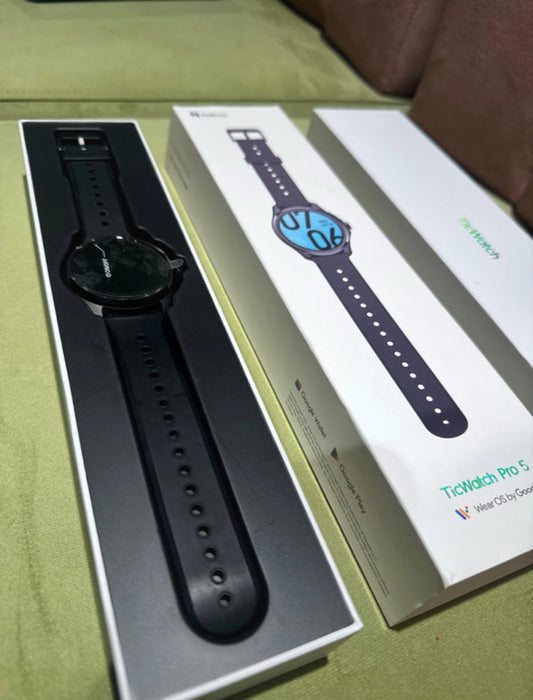 Smartwatch TicWatch Pro 5 nuovo