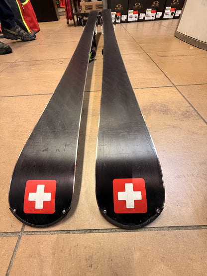 Sci Stöckli SX 173 cm r16 2023 usati