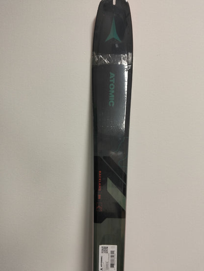 Sci nuovi Atomic Backland 88 169cm con attacchi e pelli