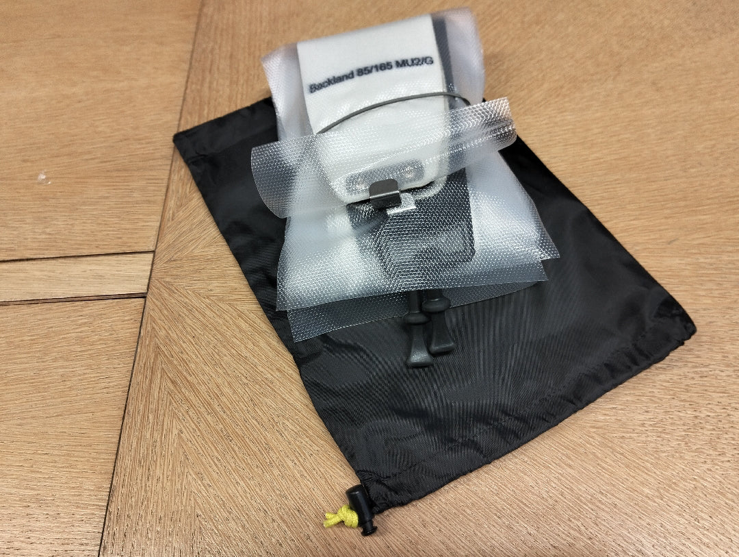 Sci nuovi Atomic Backland 88 169cm con attacchi e pelli