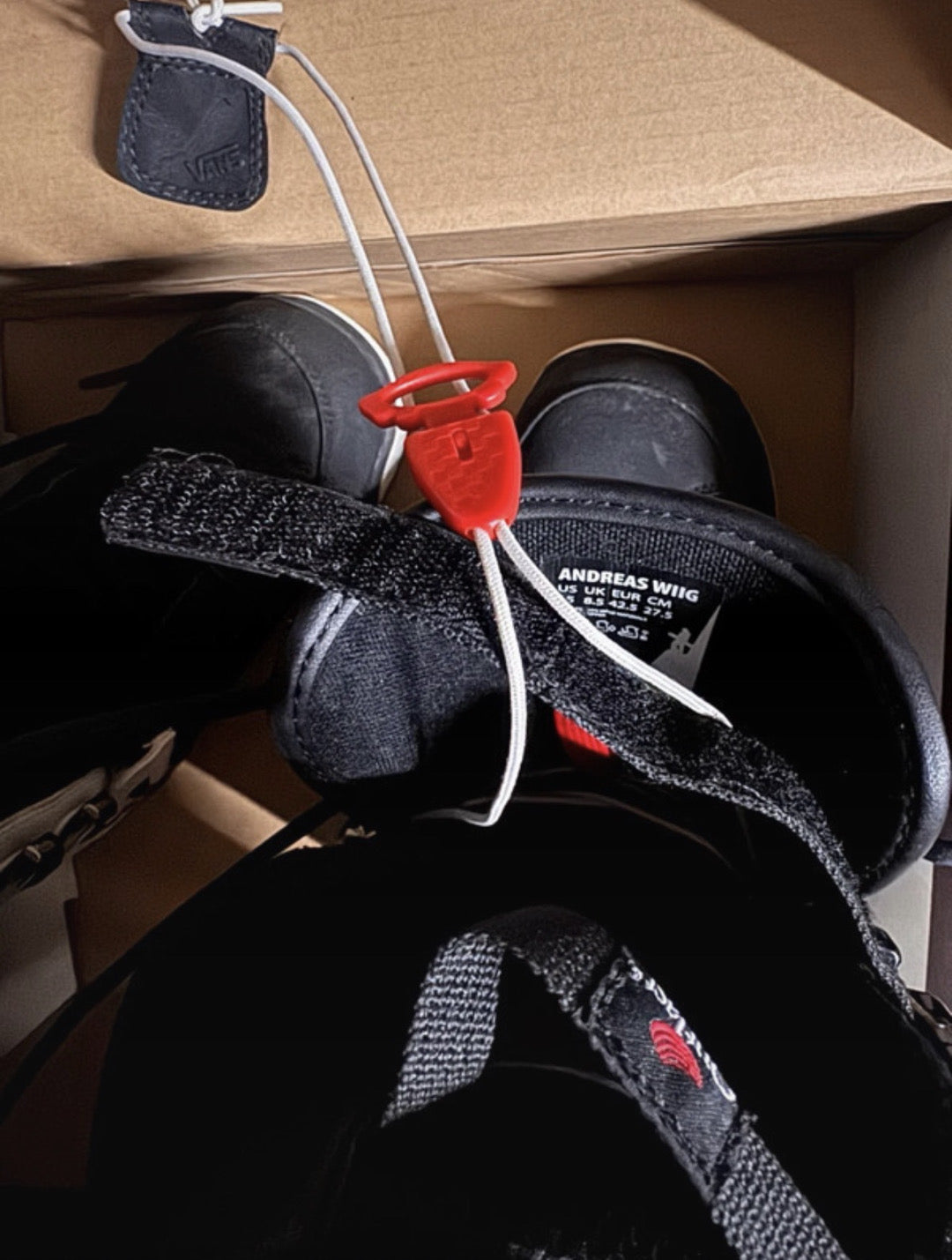 Scarponi snowboard VANS Andreas Wiig numero 42.5 usati