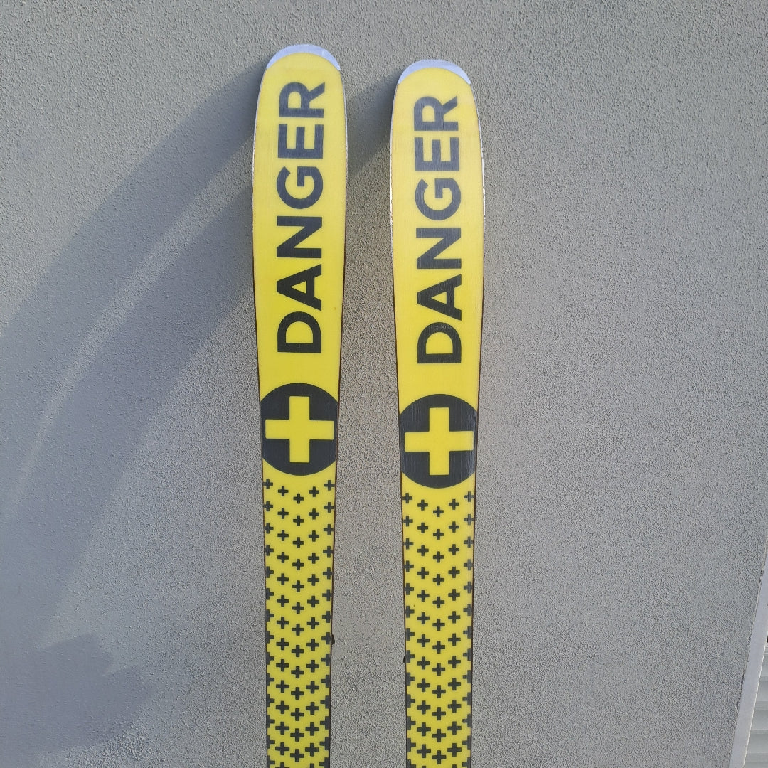 Sci all-mountain Dynastar M90 Patrol 170cm usato