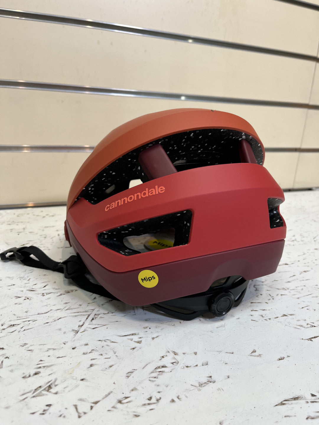 Casco MTB Cannondale Tract nuovo tg. XL-L