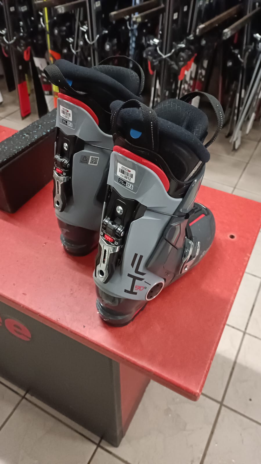 Nordica HF 90 R 2025 tg 27.5 Uomo Scarpone da Sci Usato
