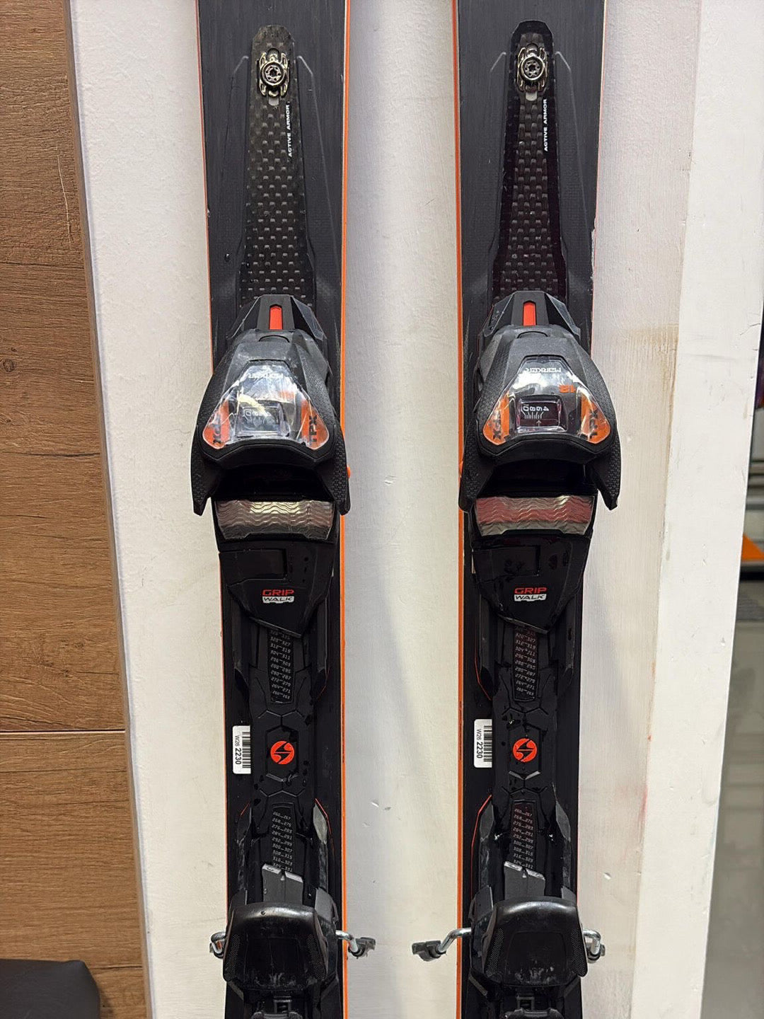 166cm sci Blizzard Thunderbird R15 76 2026 usato