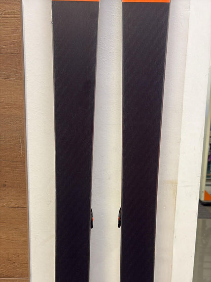 166cm sci Blizzard Thunderbird R15 76 2026 usato