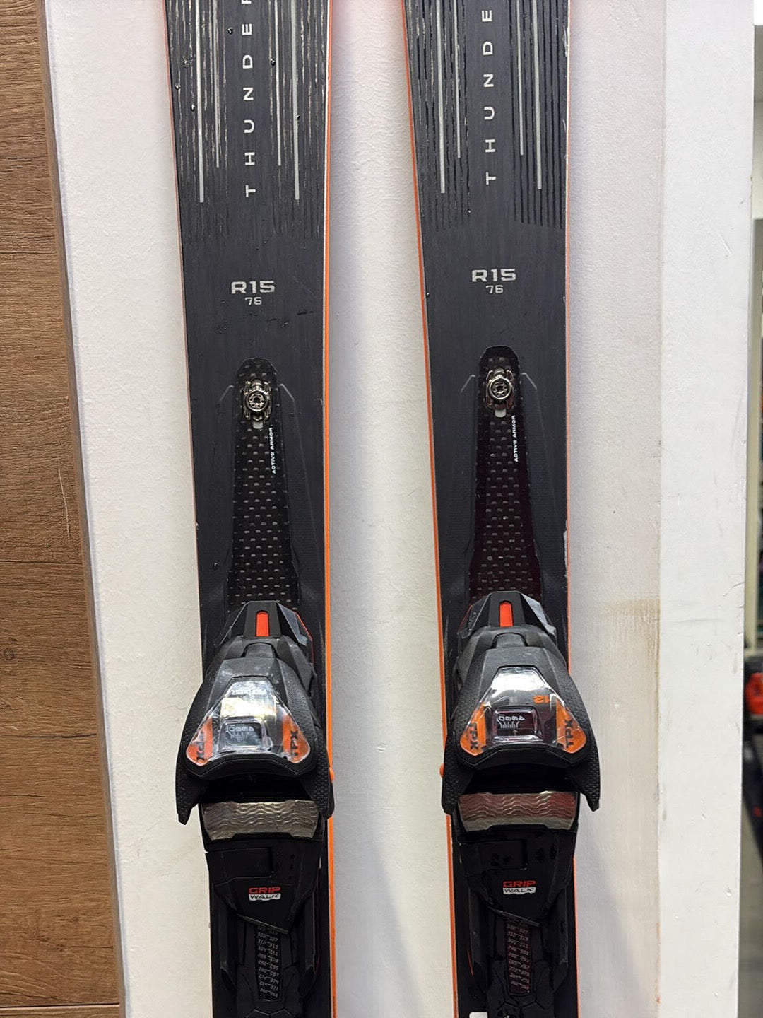 166cm sci Blizzard Thunderbird R15 76 2026 usato