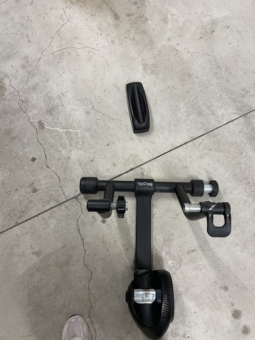 rulli per bici Bkool per allenamento indoor usati