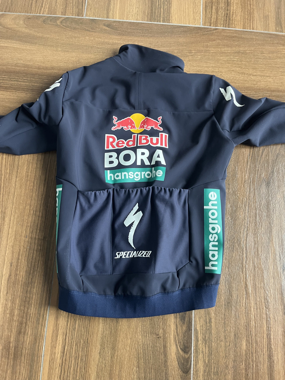 Giacca ciclismo tg. S invernale Team RedBull Bora Hansgrohe usata