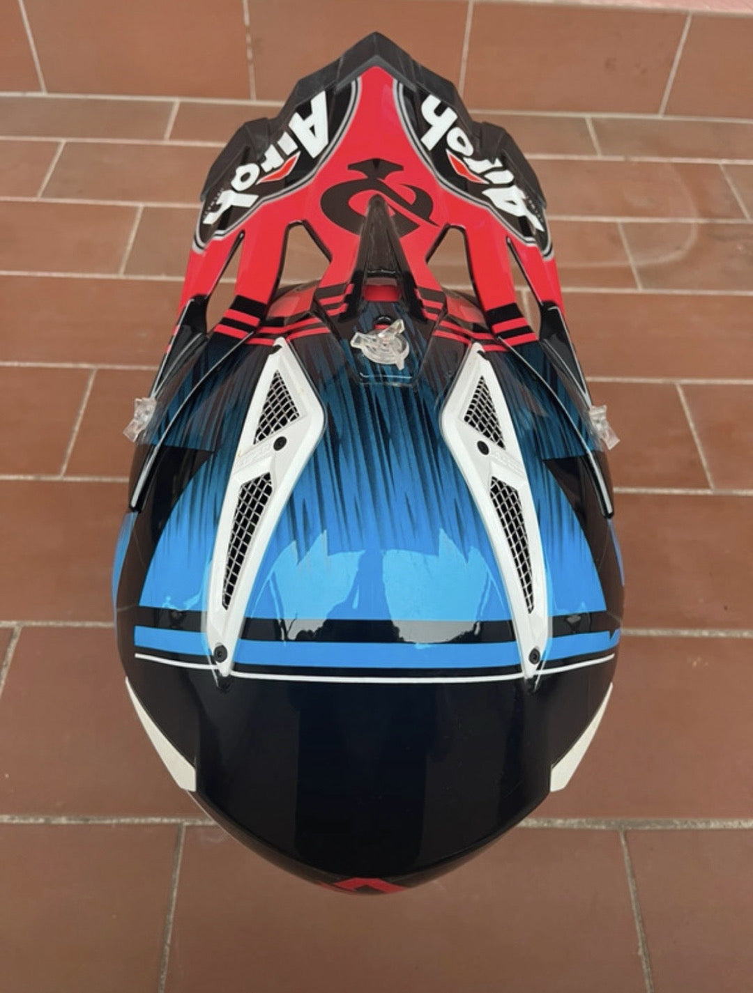 Casco Airoh Aviator Ace tg. M usato