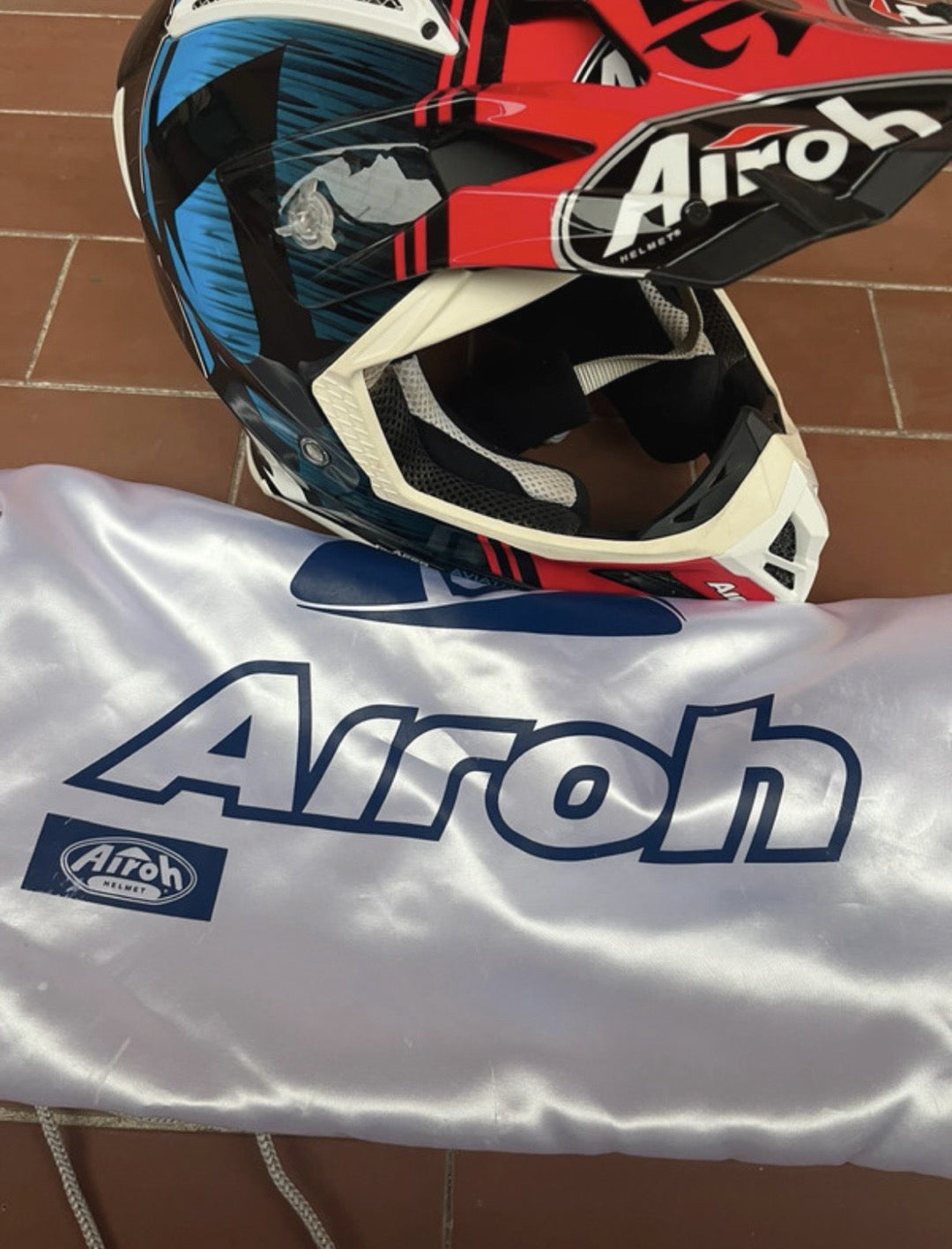 Casco Airoh Aviator Ace tg. M usato