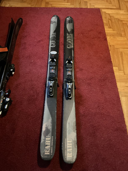 sci per neve fresca GOODE Usati