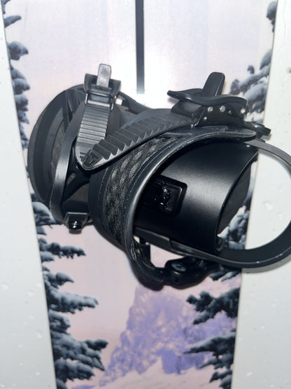 Tavola snowboard Burton Feelgood 142cm + attacchi Union usata