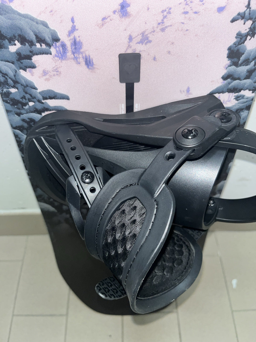 Tavola snowboard Burton Feelgood 142cm + attacchi Union usata