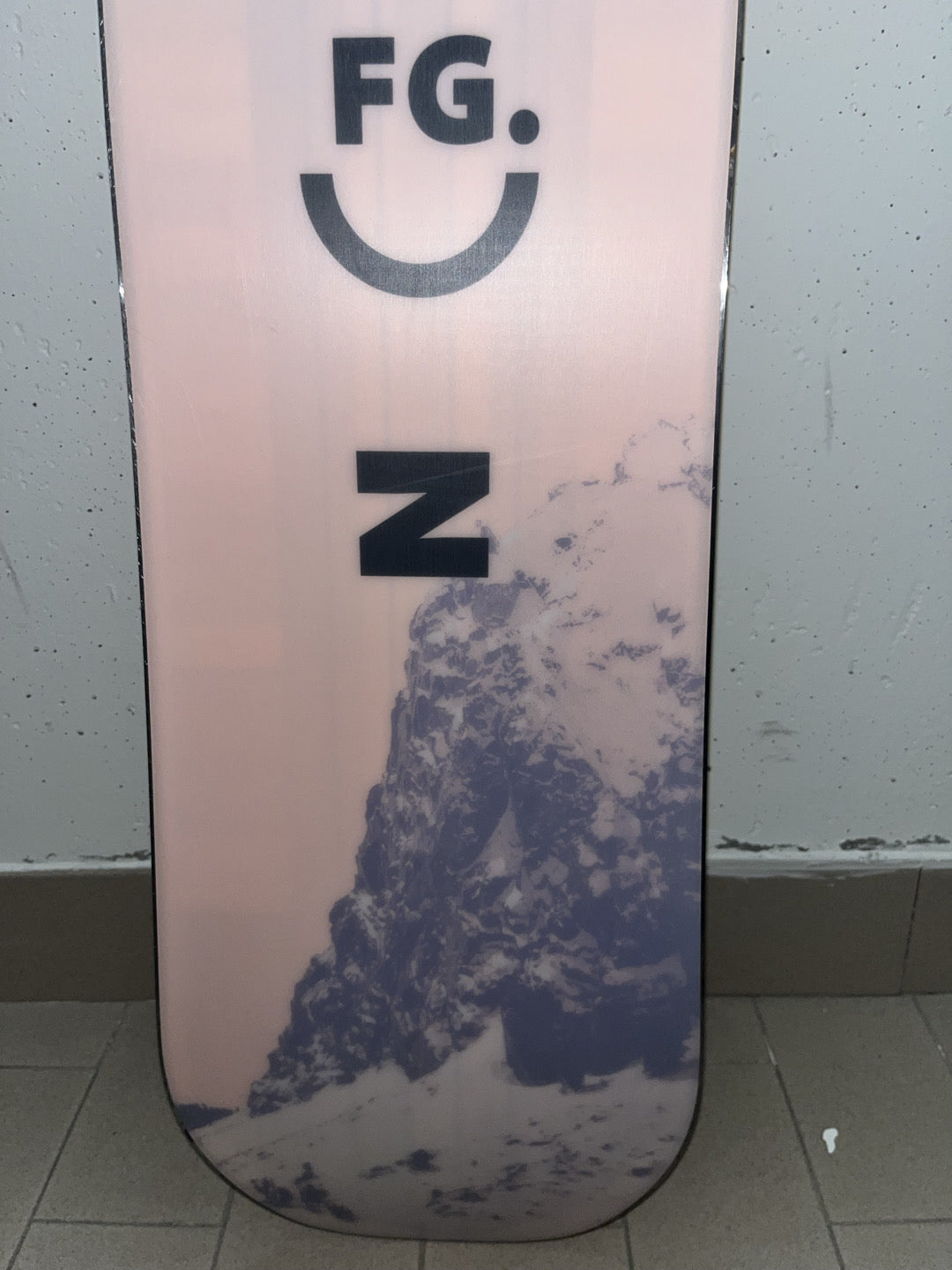 Tavola snowboard Burton Feelgood 142cm + attacchi Union usata