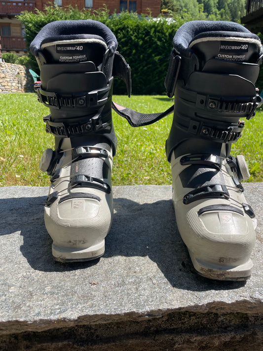 Scarponi sci Salomon s/pro Supra boa tg. 24-24.5 usati