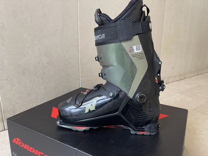 Scarponi sci Nordica Unlimited 130 DYN tg. 26.5 usati