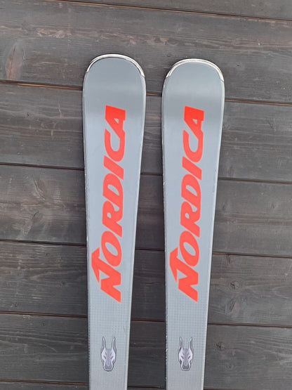 160cm sci Nordica Doberman Spitfire PRO 70 r14 usati