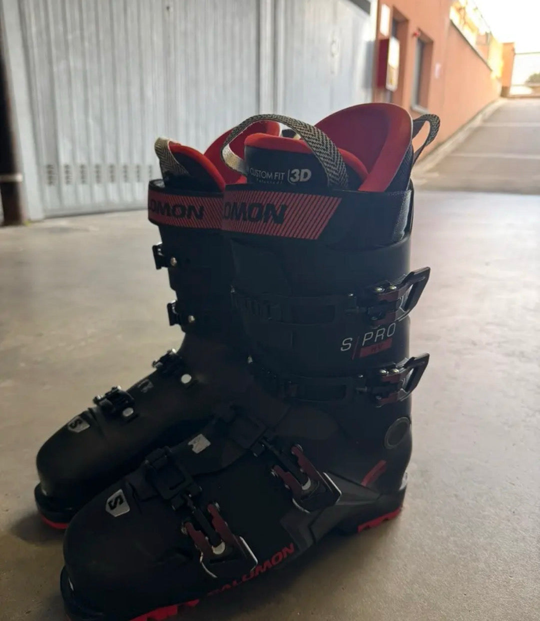 scarponi sci SALOMON S/PRO 100 HV tg. 29/29.5 usati