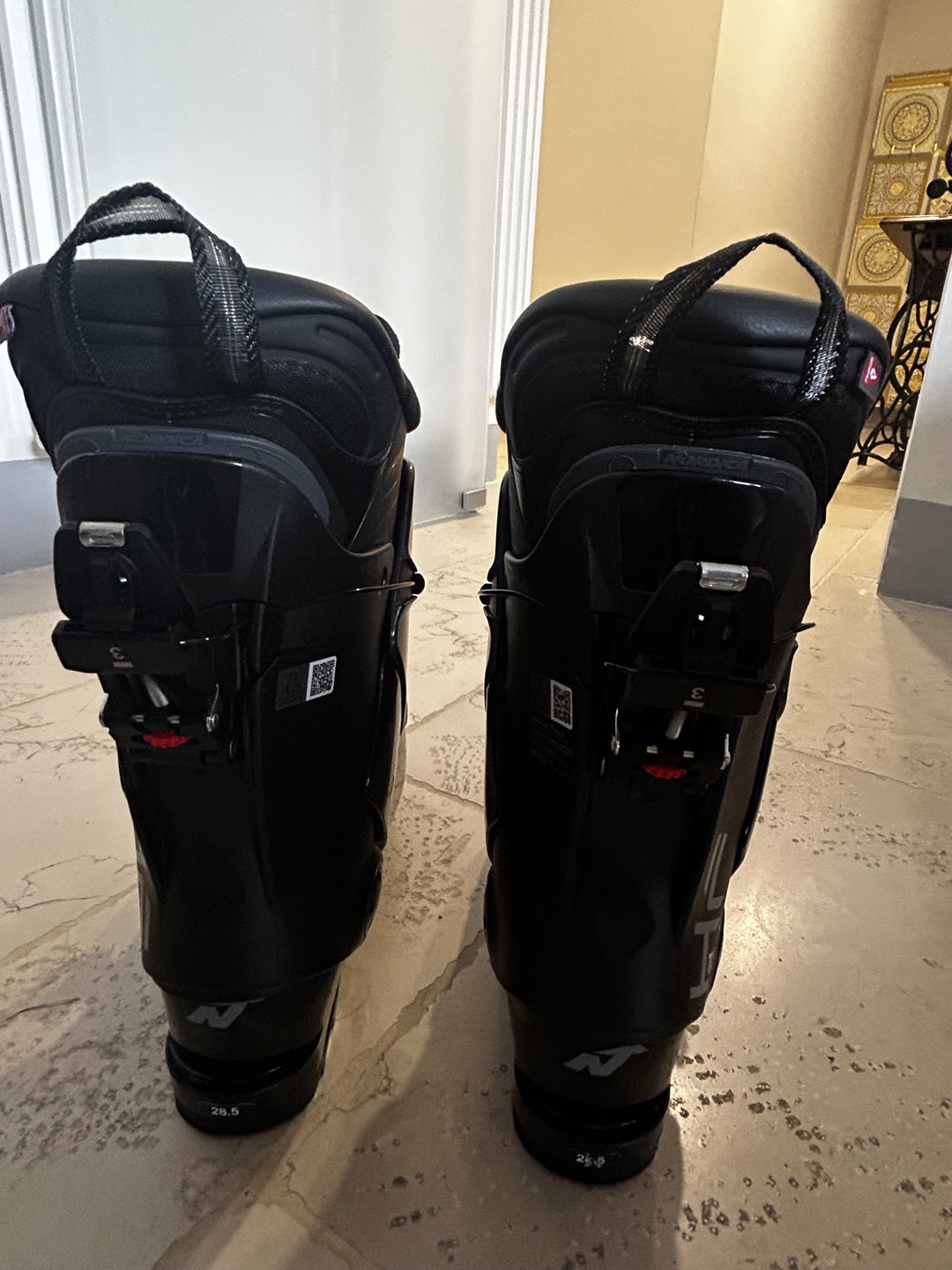 Scarponi Nordica HF110 GW 2025 tg 28.5 usati pochissimo