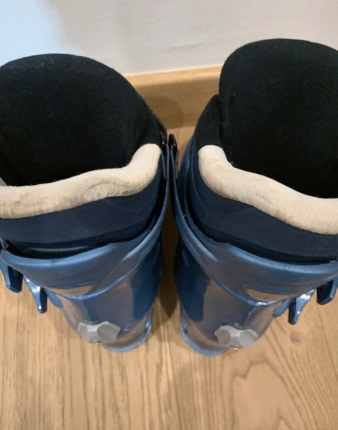 Scarponi sci donna marca Lange tg. 39.5 usati