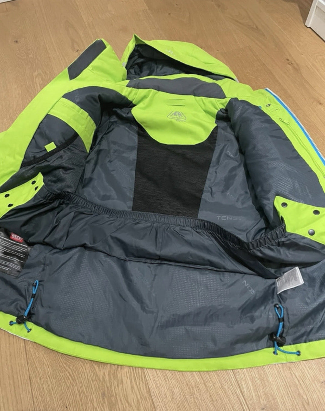 Giacca da sci ragazzo marca Tenson tg XXS uomo usata