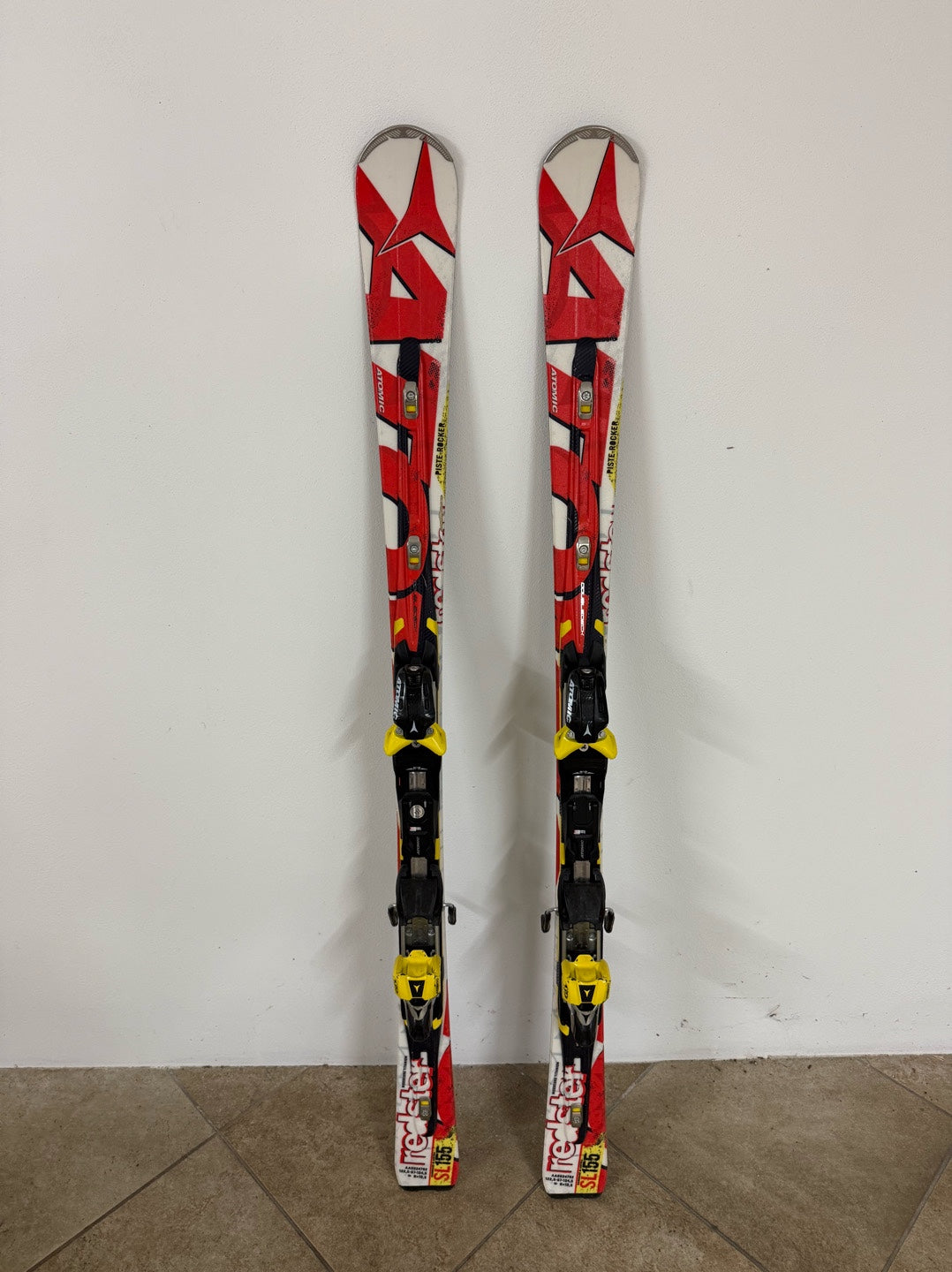 Sci Atomic Redster Piste Rocker 155 cm usati