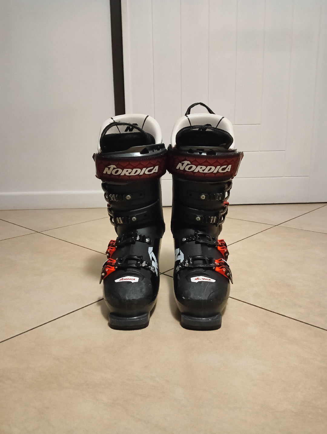 Nordica PRO MACHINE 130 tg 27-27.5 usati