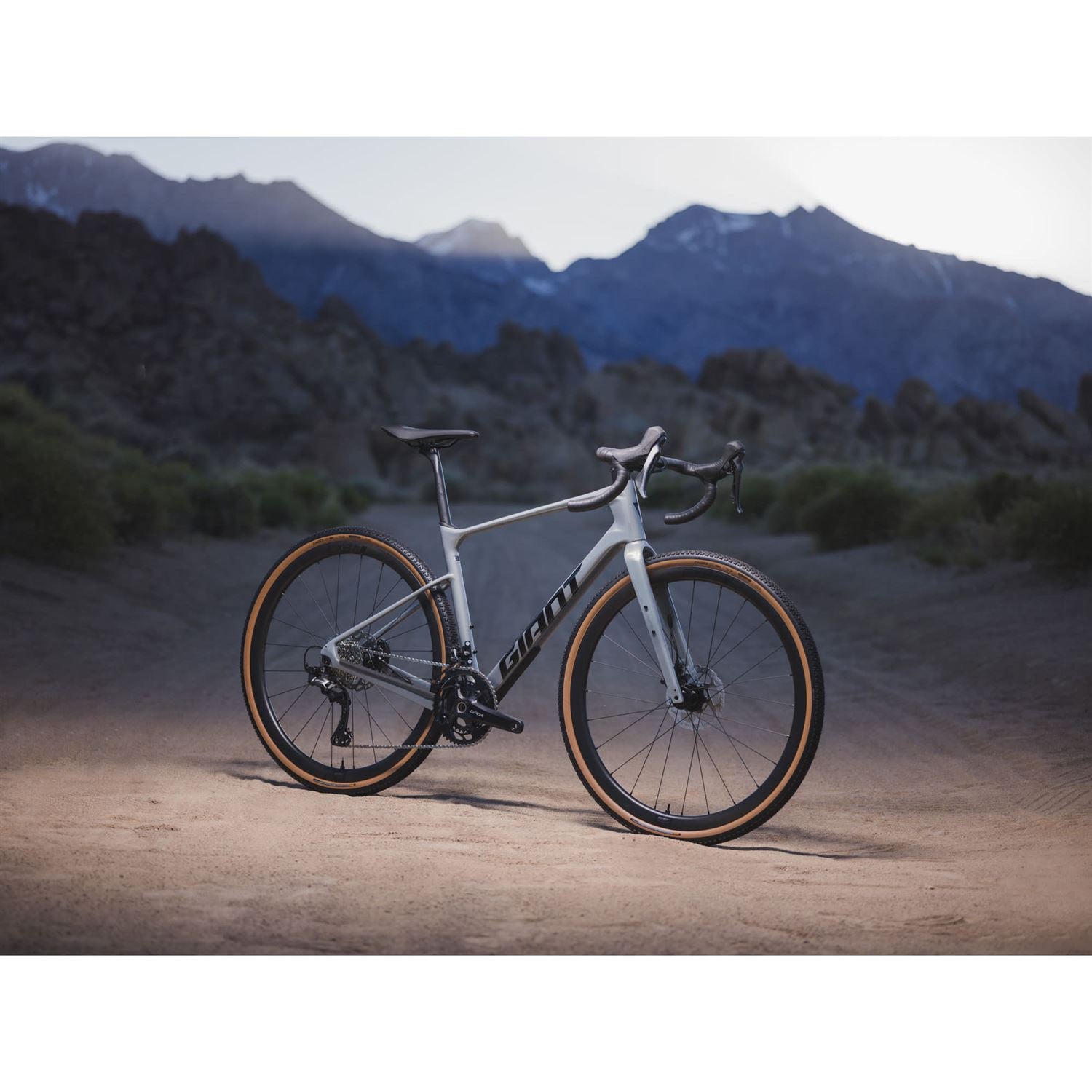 GIANT Revolt Advanced 0 2025 usata — dettaglio