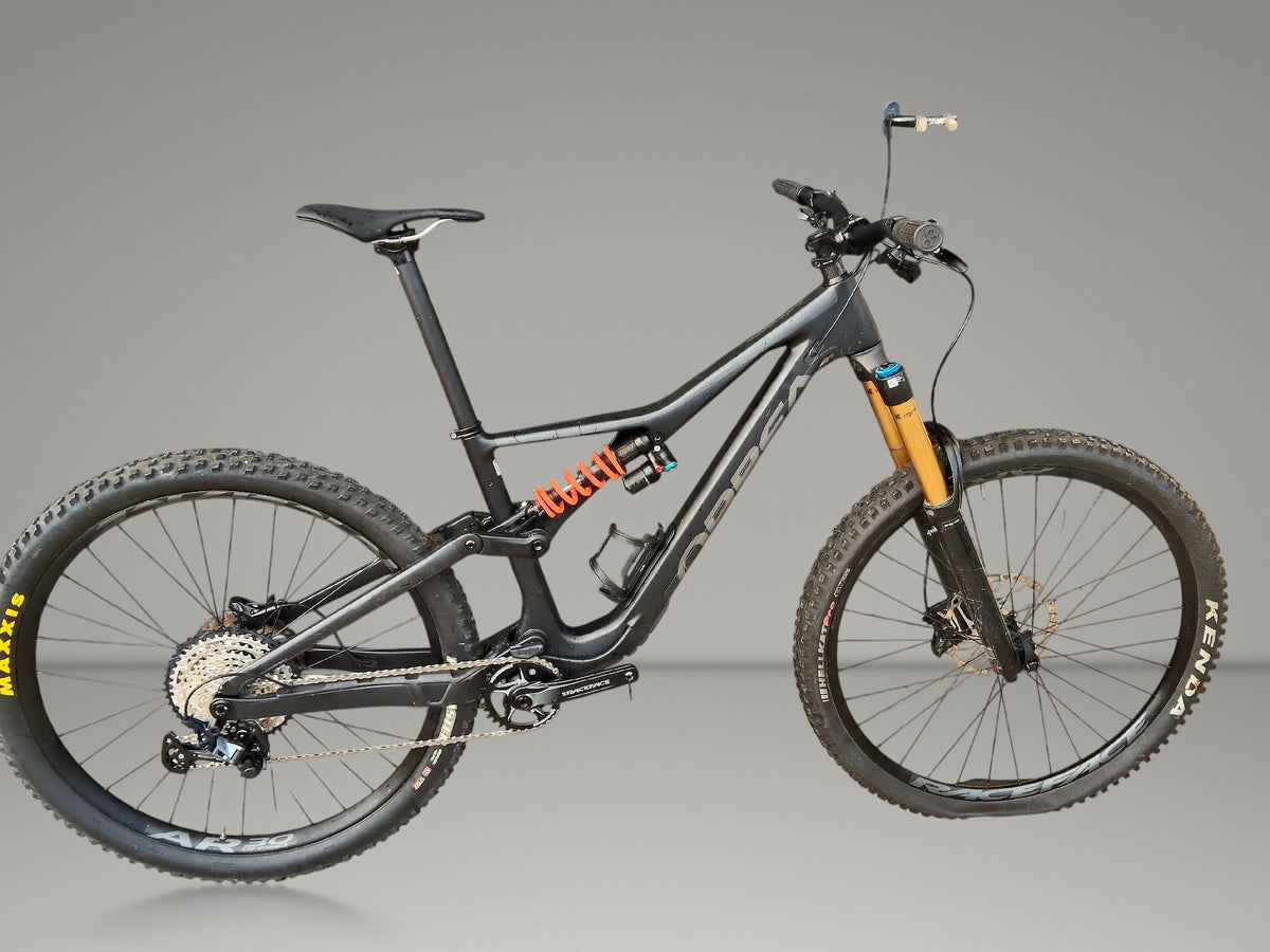 Orbea Rallon 2023 usata — vista laterale