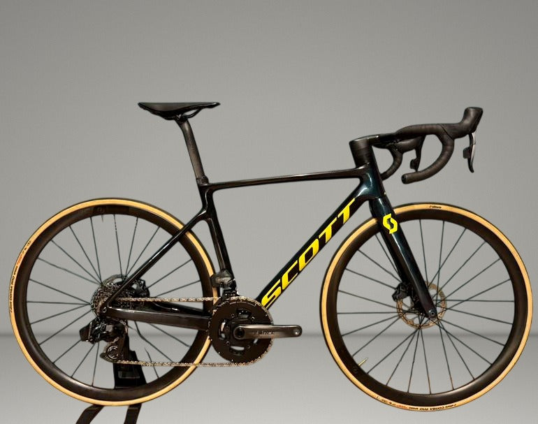 Scott Addict Rc Pro 2023 usata — vista laterale